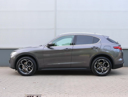 Alfa Romeo Stelvio - Afbeelding 2 van 30