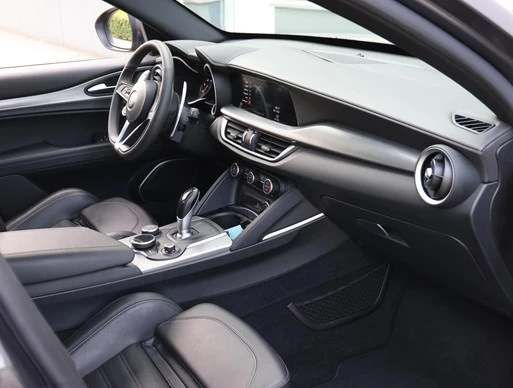 Alfa Romeo Stelvio - Afbeelding 8 van 30