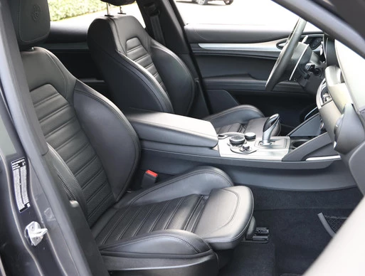 Alfa Romeo Stelvio - Afbeelding 9 van 30