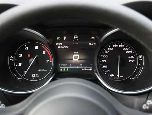 Alfa Romeo Stelvio - Afbeelding 29 van 30