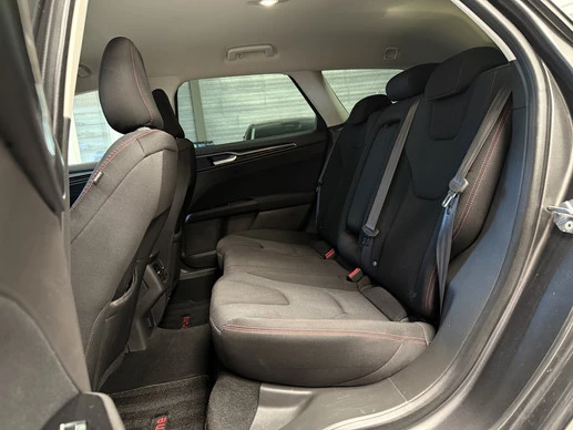 Ford Mondeo - Afbeelding 25 van 30