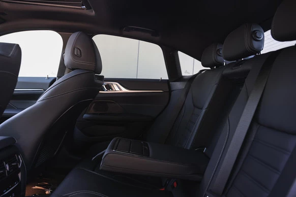 BMW i4 - Afbeelding 12 van 30