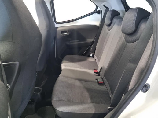 Toyota Aygo - Afbeelding 23 van 29
