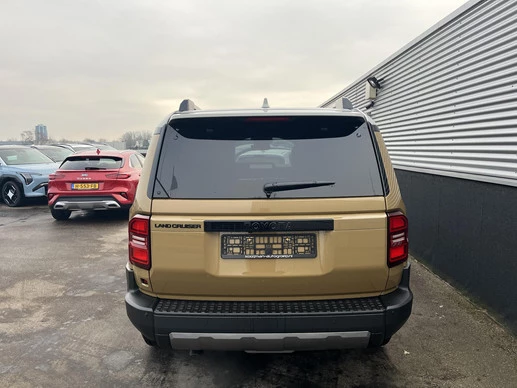 Toyota Land Cruiser - Afbeelding 10 van 30