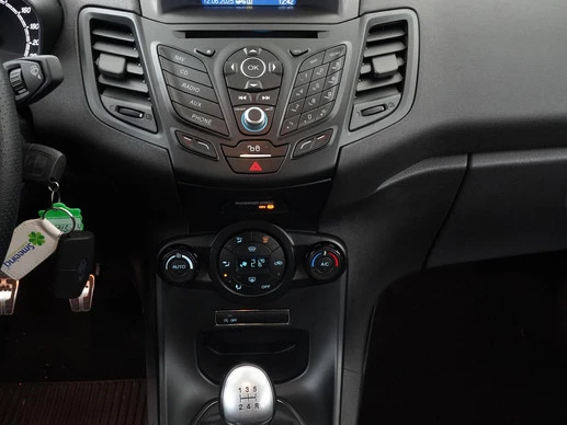 Ford Fiesta - Afbeelding 10 van 30