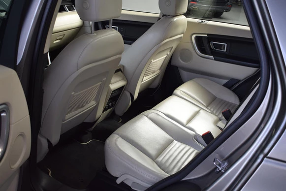 Land Rover Discovery - Afbeelding 8 van 30