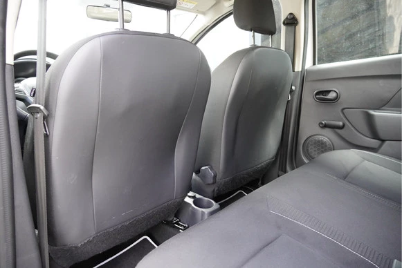 Dacia Logan - Afbeelding 9 van 22