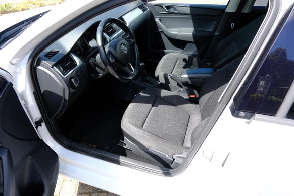 Škoda Rapid - Afbeelding 2 van 30