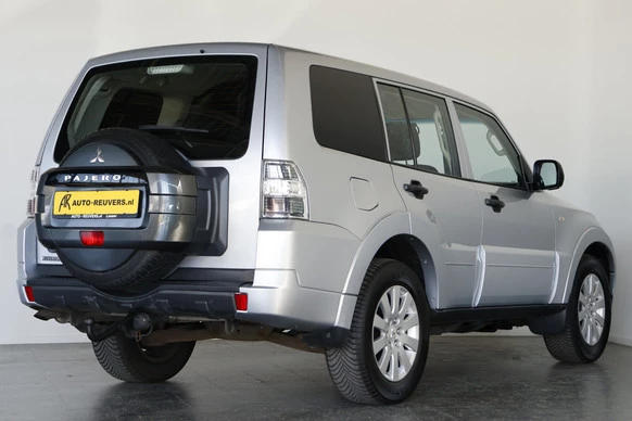 Mitsubishi Pajero - Afbeelding 2 van 23