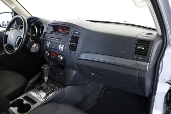 Mitsubishi Pajero - Afbeelding 3 van 23
