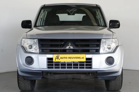Mitsubishi Pajero - Afbeelding 7 van 23