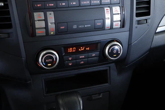 Mitsubishi Pajero - Afbeelding 16 van 23