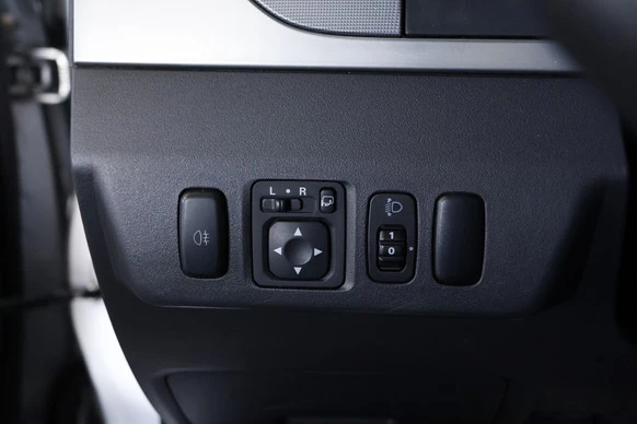 Mitsubishi Pajero - Afbeelding 21 van 23