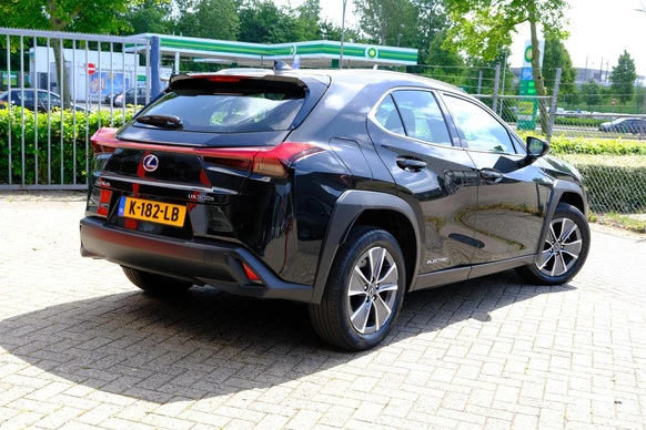 Lexus UX - Afbeelding 3 van 30