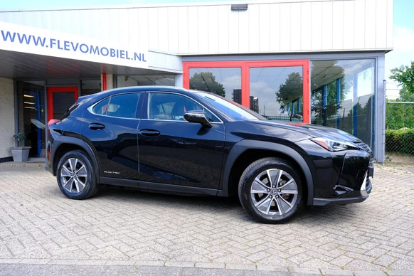 Lexus UX - Afbeelding 4 van 30