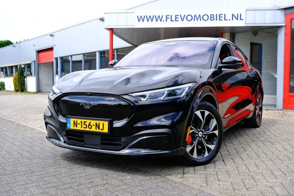 Ford Mustang Mach-E - Afbeelding 1 van 30