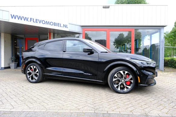 Ford Mustang Mach-E - Afbeelding 4 van 30