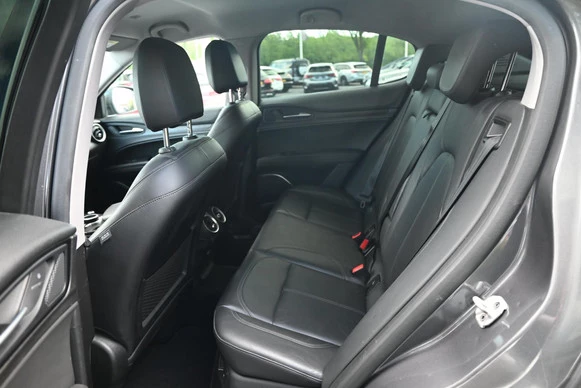 Alfa Romeo Stelvio - Afbeelding 13 van 30