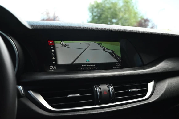 Alfa Romeo Stelvio - Afbeelding 18 van 30