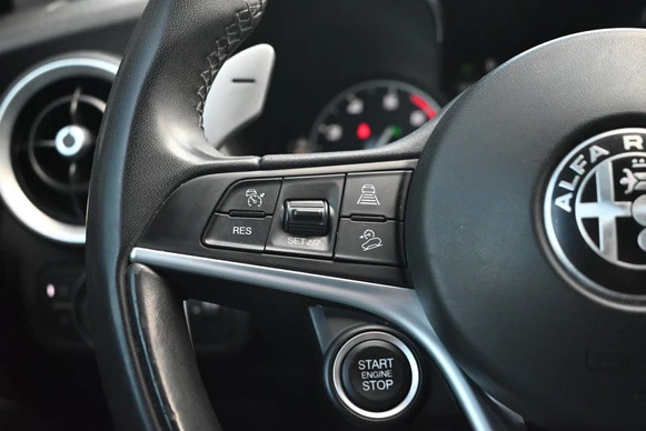 Alfa Romeo Stelvio - Afbeelding 21 van 30