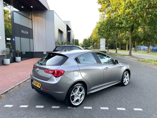 Alfa Romeo Giulietta - Afbeelding 20 van 30