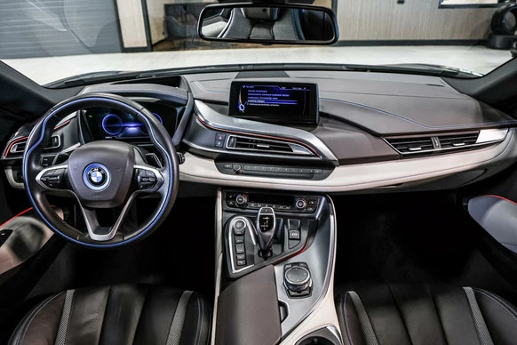 BMW i8 - Afbeelding 2 van 30