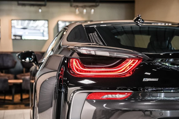 BMW i8 - Afbeelding 12 van 30