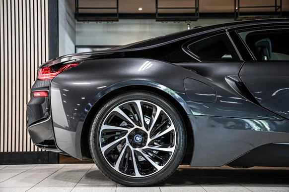 BMW i8 - Afbeelding 15 van 30