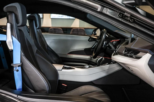 BMW i8 - Afbeelding 24 van 30