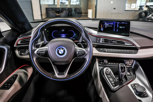 BMW i8 - Afbeelding 26 van 30