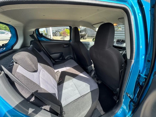 Suzuki Alto - Afbeelding 16 van 19