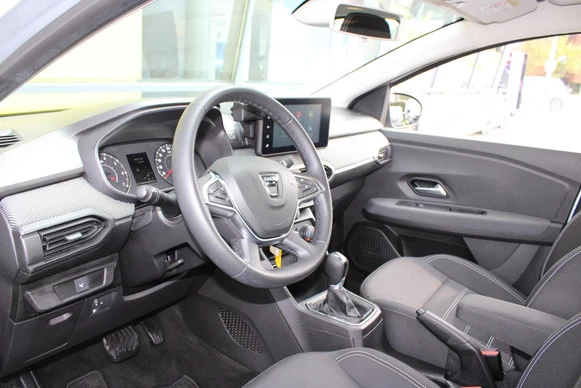 Dacia Sandero - Afbeelding 13 van 30