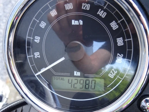 Moto Guzzi V7 - Afbeelding 10 van 17