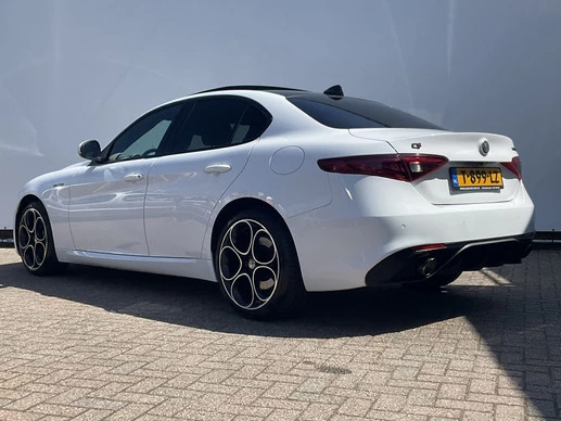 Alfa Romeo Giulia - Afbeelding 2 van 30