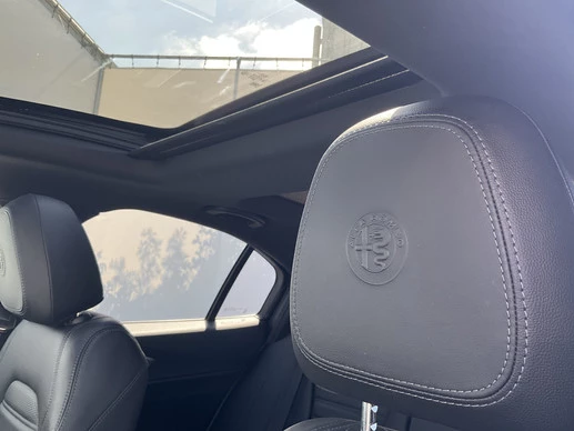 Alfa Romeo Giulia - Afbeelding 4 van 30