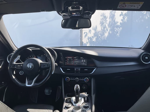 Alfa Romeo Giulia - Afbeelding 22 van 30
