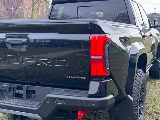 Toyota Tundra - Afbeelding 8 van 30