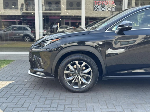 Lexus NX - Afbeelding 12 van 30