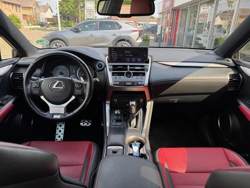 Lexus NX - Afbeelding 13 van 30