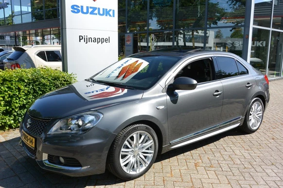 Suzuki Kizashi - Afbeelding 3 van 30