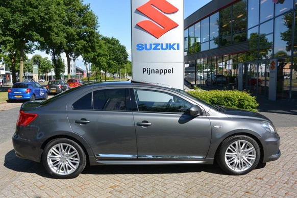 Suzuki Kizashi - Afbeelding 9 van 30