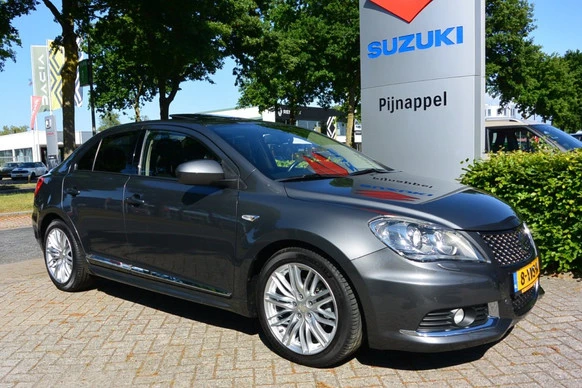 Suzuki Kizashi - Afbeelding 10 van 30
