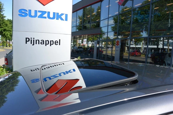 Suzuki Kizashi - Afbeelding 16 van 30