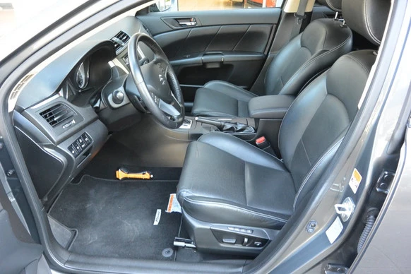 Suzuki Kizashi - Afbeelding 23 van 30