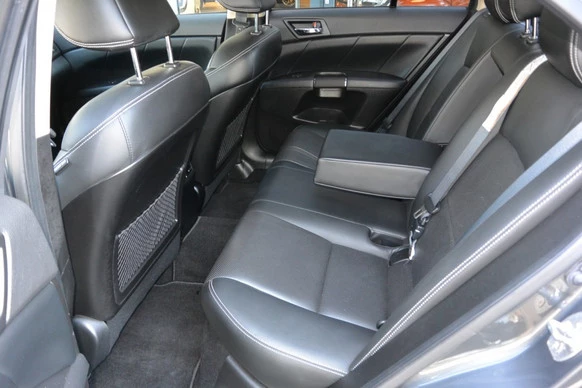 Suzuki Kizashi - Afbeelding 24 van 30