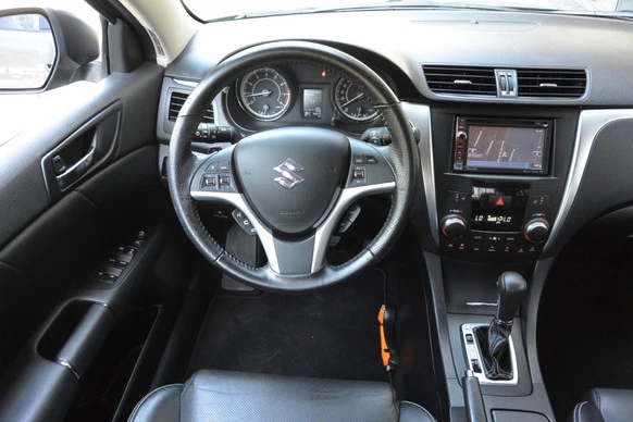 Suzuki Kizashi - Afbeelding 26 van 30