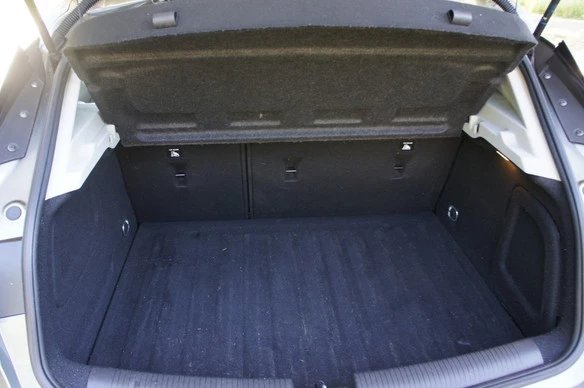 Opel Astra - Afbeelding 18 van 30