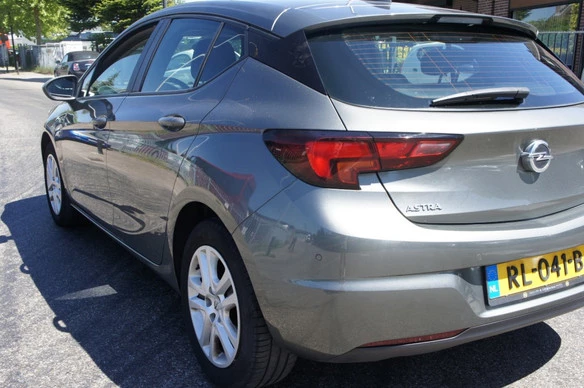 Opel Astra - Afbeelding 22 van 30