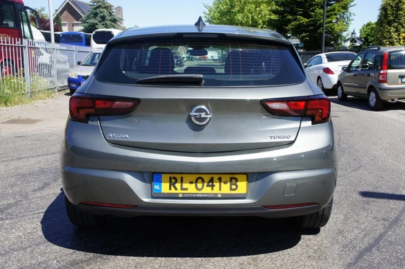 Opel Astra - Afbeelding 24 van 30
