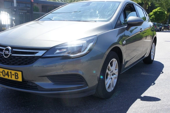 Opel Astra - Afbeelding 27 van 30